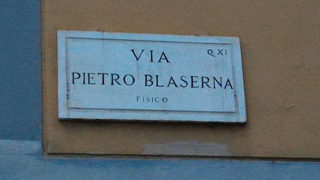 Casa Blaserna Nel Cuore Dello Shopping A Marconi E Trastevere Рим Екстер'єр фото